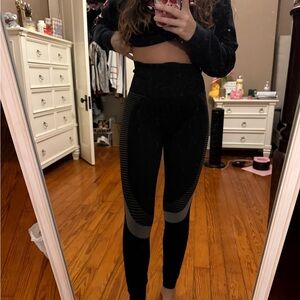 Seamless High-Waist Black Leggings